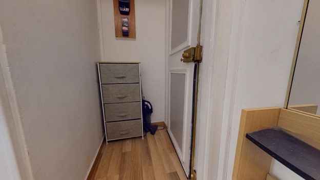 Entrée du logement avec rangements